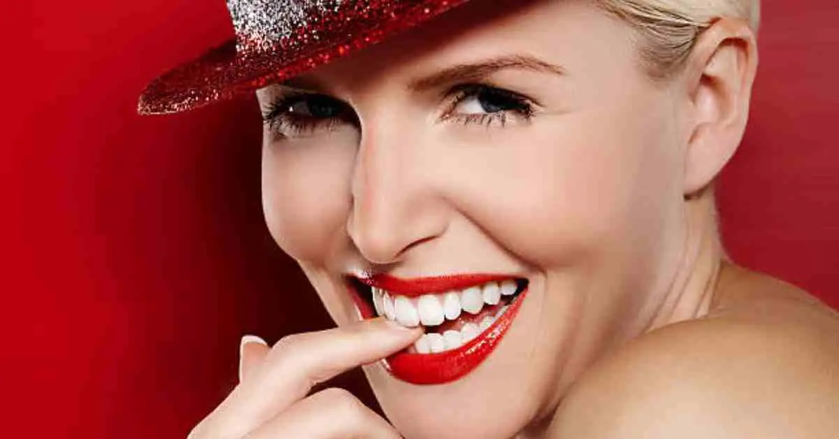 what is Hollywood Smile?